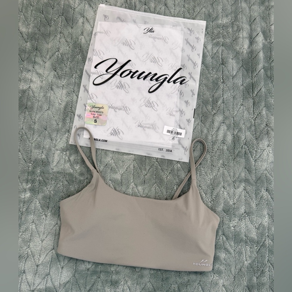 LIKE NEW YoungLA Criss Cross Sports Bra (W3079)